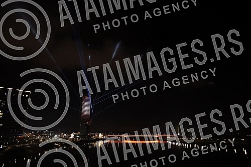 On the facade of the Belgrade Tower, the new symbol of Belgrade, in the first hour after midnight, the messages 