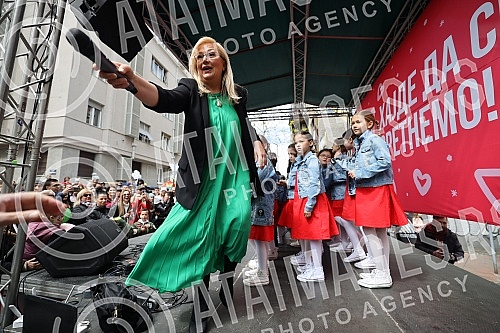 The traditional manifestation Jevremova Street of meetings after two years of pause is held on the day of the municipal celebration, Cveti under the slogan Let's meet.Tradicionalna manifestacija Jevremova ulica susreta nakon dve godine pauziranja o