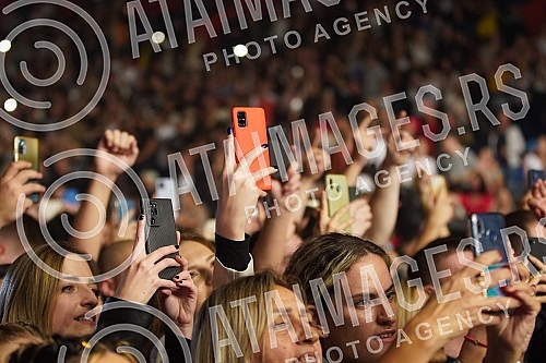 Aleksandar Vuksanovic - Aca Lukas celebrates his 54th birthday today, and on that occasion he held a traditional concert in Stark Arena.Aleksandar Vuksanovic - Aca Lukas danas proslavlja svoj 54. rodjendan, a tim povodom odrzao je tradicionalni kon