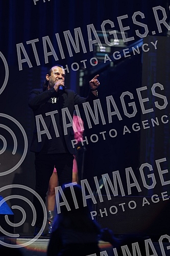 Aleksandar Vuksanovic - Aca Lukas celebrates his 54th birthday today, and on that occasion he held a traditional concert in Stark Arena.Aleksandar Vuksanovic - Aca Lukas danas proslavlja svoj 54. rodjendan, a tim povodom odrzao je tradicionalni kon