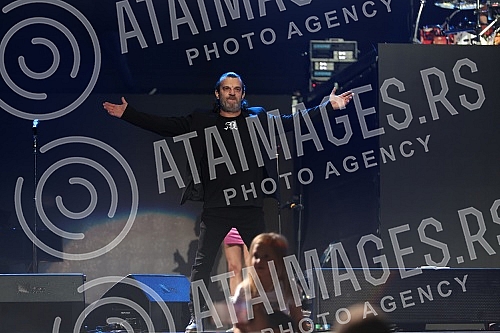 Aleksandar Vuksanovic - Aca Lukas celebrates his 54th birthday today, and on that occasion he held a traditional concert in Stark Arena.Aleksandar Vuksanovic - Aca Lukas danas proslavlja svoj 54. rodjendan, a tim povodom odrzao je tradicionalni kon