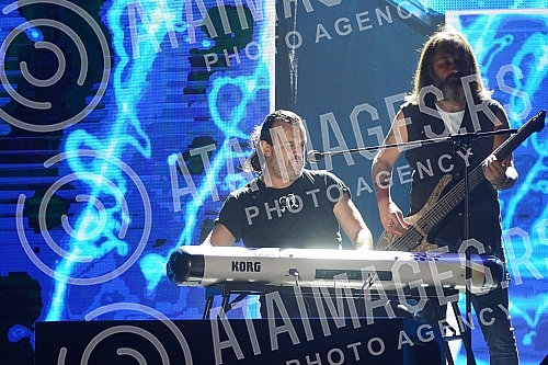 Aleksandar Vuksanovic - Aca Lukas celebrates his 54th birthday today, and on that occasion he held a traditional concert in Stark Arena.Aleksandar Vuksanovic - Aca Lukas danas proslavlja svoj 54. rodjendan, a tim povodom odrzao je tradicionalni kon
