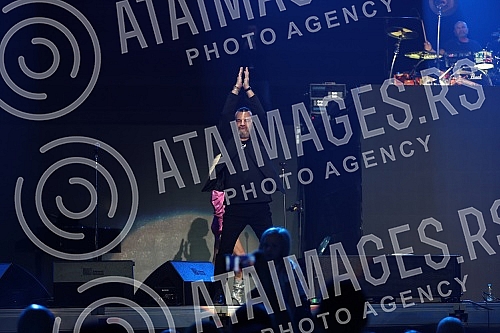Aleksandar Vuksanovic - Aca Lukas celebrates his 54th birthday today, and on that occasion he held a traditional concert in Stark Arena.Aleksandar Vuksanovic - Aca Lukas danas proslavlja svoj 54. rodjendan, a tim povodom odrzao je tradicionalni kon