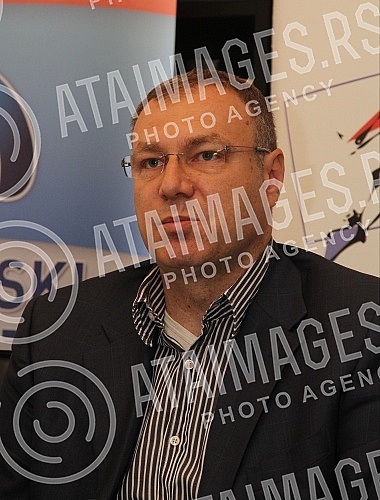 Beograd, 29. april 2014 - Potpisivanje ugovora izmedju Sportskog savez Srbije i Saveza za skolski sport Srbije u prostorijama Sportskog saveza Srbije.