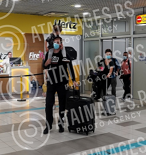 Motorist Dusan Borkovic returned from the Netherlands with his wife Andrijana and daughter Sofia, where he took part in the Zandvoorth race.Automobilsta Dusan Borkovic se sa suprugom Andrijanom i cerkom Sofiom vratio iz Holandije gde je ucestovao n