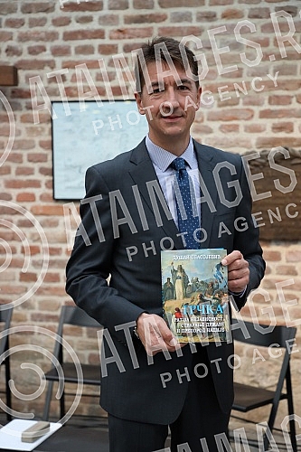 On the long day of the Danube Fest art festival, held at the Nebojsa Tower in the Lower Town of Kalemegdan, a promotion of the book 