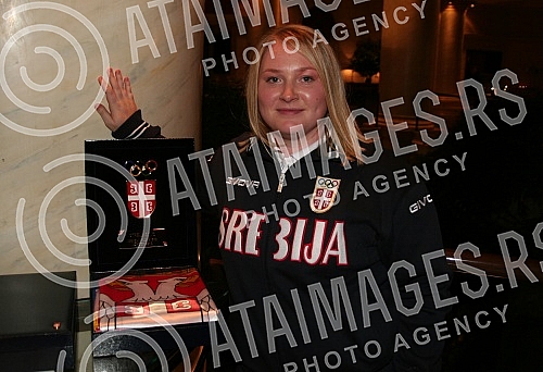 The ceremony at the Hyatt Hotel, at which President of the Olympic Committee of Serbia Vlade Divac signed an official invitation to participate in the London Games. Svecanost u hotelu 