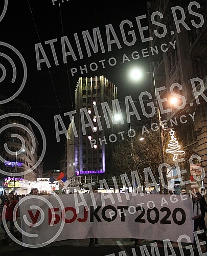Protest walk of citizens and opposition representatives boycotting elections. Protestna setnja gradjana i predstavnika opozicije koji bojkotuju izbore.
