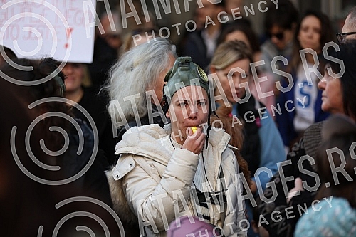 Several thousand citizens gathered for the fifth protest 