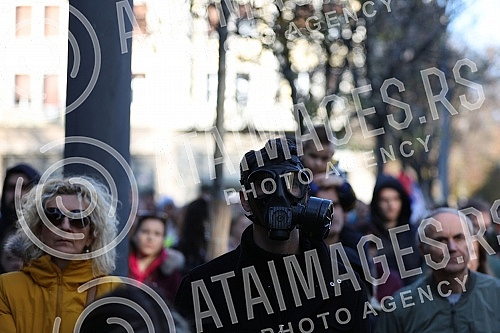 Several thousand citizens gathered for the fifth protest 