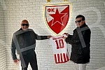 Actor Tamer Hassan visited the Rajko Mitic stadium.

Glumac Tamer Hassan posetio je stadion Rajko Mitic.