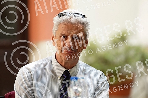 Press conference on the occasion of the opening of the summer theater stage THEATER (which will be located in the yard of the Captain Misina building - Rectorate of the University of Belgrade). Konferencija za medije povodom otvaranja letnje pozori