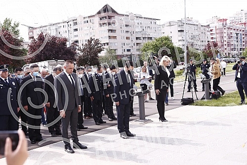 The 23rd anniversary of the bombing of the Embassy of the People's Republic of China in Belgrade in 1999, when three Chinese journalists were killed, was marked in Confucius Street.U  Konfucijevoj ulici obelezavena je 23. godisnjica bombardovanja A