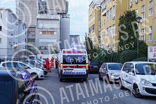 Children who were injured in a traffic accident in Bulgaria, when the bus overturned, arrived at the University Children's Clinic in Tirsova, where their treatment will continue.Deca koja su povredjena u saobracajnoj nesreci u Bugarskoj, kada se pr