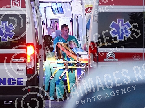 Children who were injured in a traffic accident in Bulgaria, when the bus overturned, arrived at the University Children's Clinic in Tirsova, where their treatment will continue.Deca koja su povredjena u saobracajnoj nesreci u Bugarskoj, kada se pr