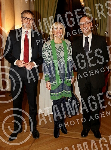 A cocktail was held at the Embassy of France on the occasion of the 55th anniversary of the Elysee Agreement between France and Germany.U ambasadi Francuske odrzan koktel povodom 55. godisnjice Jelisejskog sporazuma izmedju Francuske i Nemacke.