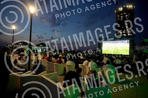 Organized by the Heineken brand, a viewing of the UEFA EURO 2020 final between Italy and England was organized on the roof of the Galerija shopping center, which opened this space for one event for the first time.U organizaciji brenda Heineken orga