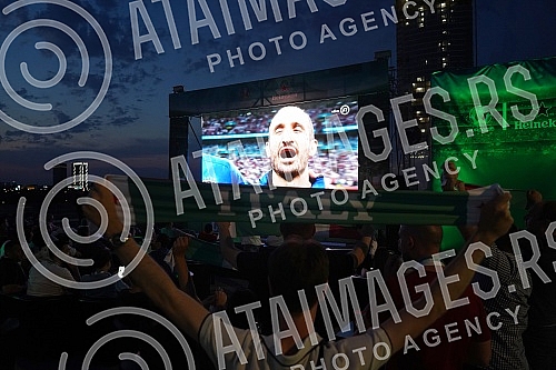 Organized by the Heineken brand, a viewing of the UEFA EURO 2020 final between Italy and England was organized on the roof of the Galerija shopping center, which opened this space for one event for the first time.U organizaciji brenda Heineken orga