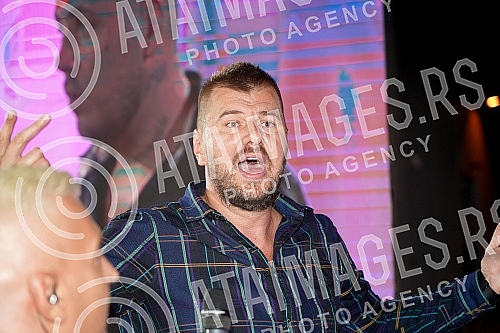 The superfinal of the fourth season of the reality show Zadruga, which is broadcast on Pink television.Superfinale cetvrte sezone rijaliti programa Zadruga koji se emituje na televiziji Pink.