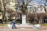 Sofia is the capital and largest city of the Republic of Bulgaria and the seat of two districts, the city of Sofia and the Sofia region.Sofija je glavni i najveci grad Republike Bugarske i sediste dva okruga, grada Sofije i Sofijske oblasti.