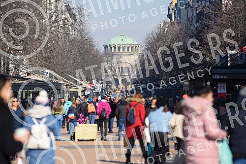 Sofia is the capital and largest city of the Republic of Bulgaria and the seat of two districts, the city of Sofia and the Sofia region.Sofija je glavni i najveci grad Republike Bugarske i sediste dva okruga, grada Sofije i Sofijske oblasti.
