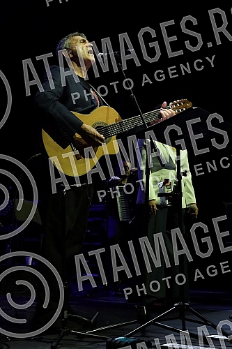 Greek singer Giorgos Dalaras held a concert in the mts hall at the opening of the 23rd edition of the Guitar Art Festival.Grcki pevac Jorgos Dalaras odrzao je koncert u mts dvorani na otvaranju 23. izdanja Guitar Art festivala.