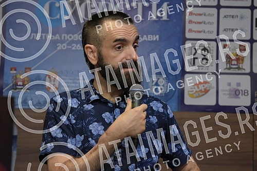 The promotion of a monograph on the director Hajrudin Siba Krvavac was held at the Film Encounters in Nis.U skolpu Filmskih susret u Nisu odrzana je promocija monografije o reditelju Hajrudinu Sibi Krvavcu.