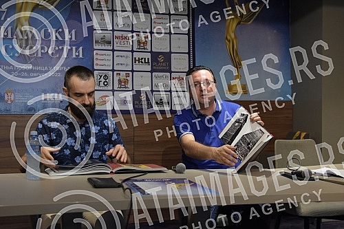 The promotion of a monograph on the director Hajrudin Siba Krvavac was held at the Film Encounters in Nis.U skolpu Filmskih susret u Nisu odrzana je promocija monografije o reditelju Hajrudinu Sibi Krvavcu.