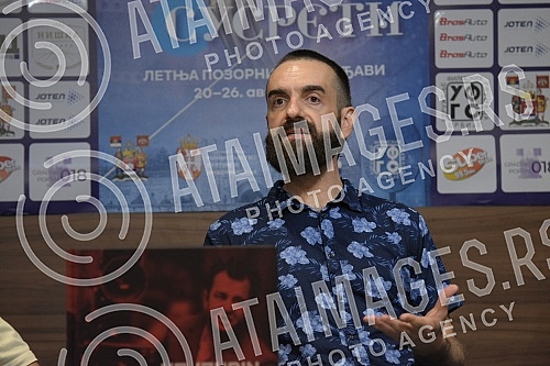 The promotion of a monograph on the director Hajrudin Siba Krvavac was held at the Film Encounters in Nis.U skolpu Filmskih susret u Nisu odrzana je promocija monografije o reditelju Hajrudinu Sibi Krvavcu.