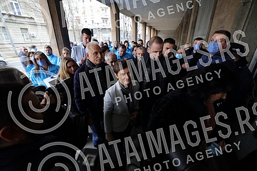 The Serbian Progressive Party handed over the list for the parliamentary elections to Aleksandar Vucic - Together we can do all the certified statements of the voters who support it, today, February 16, 2022. year, at 15 o'clock, at the headquarters 