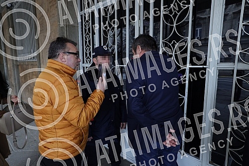 The Serbian Progressive Party handed over the list for the parliamentary elections to Aleksandar Vucic - Together we can do all the certified statements of the voters who support it, today, February 16, 2022. year, at 15 o'clock, at the headquarters 