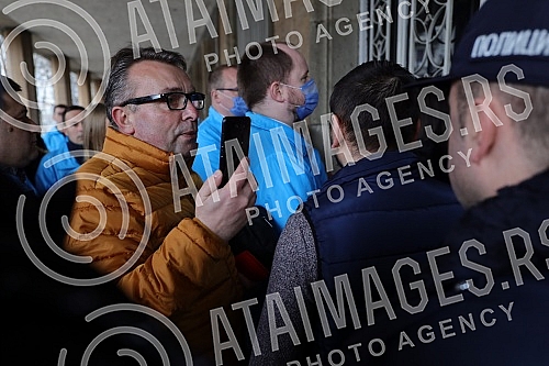 The Serbian Progressive Party handed over the list for the parliamentary elections to Aleksandar Vucic - Together we can do all the certified statements of the voters who support it, today, February 16, 2022. year, at 15 o'clock, at the headquarters 