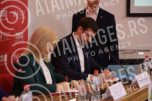 Signing of the coalition agreement between the Serbian Movement Dveri and the Movement for the Renewal of the Kingdom of Serbia for the upcoming parliamentary, presidential and Belgrade elections.Potpisivanje koalicionog sporazuma izmedju Srpskog p