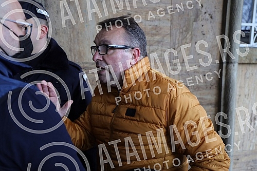 The Serbian Progressive Party handed over the list for the parliamentary elections to Aleksandar Vucic - Together we can do all the certified statements of the voters who support it, today, February 16, 2022. year, at 15 o'clock, at the headquarters 