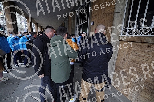 The Serbian Progressive Party handed over the list for the parliamentary elections to Aleksandar Vucic - Together we can do all the certified statements of the voters who support it, today, February 16, 2022. year, at 15 o'clock, at the headquarters 