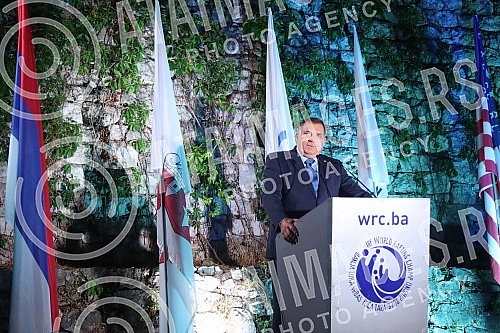 The World Rafting Championship was officially opened in Banja Luka at the location below the Kastel Fortress, and 62 teams from 22 countries will take part in this competition. With a magnificent program, with special light effects and 