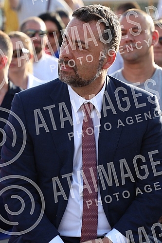 The eighth Belgrade Manifesto was opened on the Sava promenade, near the Captaincy.Na Sava promenadi, kod Kapetanije otvorne je osmi Beogradski Manifest. 