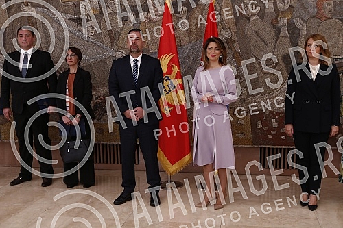 A meeting between the Minister of Trade, Tourism and Telecommunications, Tatjana Matic, and the Minister of Economic Development and Tourism of Montenegro, Goran Djurovic, was held at the Palace of Serbia.U Palati Srbija odrzan je sastanak ministar