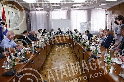 The session of the Coordination of National Minority Councils on the upcoming census was held at the Palace of Serbia, and was attended by representatives of national councils, the Ministry of Human and Minority Rights and Social Dialogue and the Rep