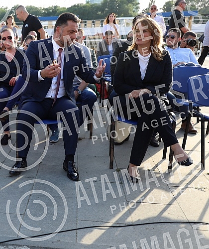 The eighth Belgrade Manifesto was opened on the Sava promenade, near the Captaincy.Na Sava promenadi, kod Kapetanije otvorne je osmi Beogradski Manifest. 