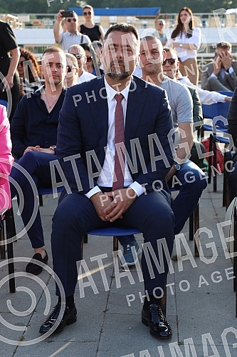 The eighth Belgrade Manifesto was opened on the Sava promenade, near the Captaincy.Na Sava promenadi, kod Kapetanije otvorne je osmi Beogradski Manifest. 
