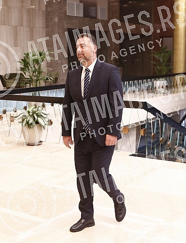 A meeting between the Minister of Trade, Tourism and Telecommunications, Tatjana Matic, and the Minister of Economic Development and Tourism of Montenegro, Goran Djurovic, was held at the Palace of Serbia.U Palati Srbija odrzan je sastanak ministar