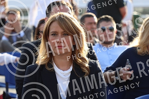 The eighth Belgrade Manifesto was opened on the Sava promenade, near the Captaincy.Na Sava promenadi, kod Kapetanije otvorne je osmi Beogradski Manifest. 