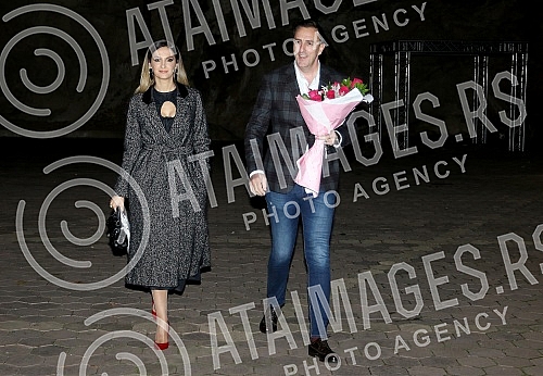 Dejan Tomasevic and wife Jelena Tomasevic celebrated the coming of age of their daughter Mija.Dejan Tomasevic i supruga Jelena Tomasevic proslavili su punoletstvo njihove cerke Mije.