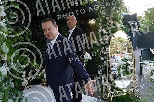 The daughter of singer Mira Skoric and surgeon Vasa Jeremic, Milica Jeremic married her longtime boyfriend Sebastijan, and the celebration was held at the Frans restaurant.Cerka pevacice Mire Skoric i hiurga Vase Jeremica, Milica Jeremic udala se d