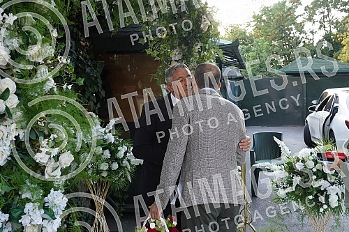 The daughter of singer Mira Skoric and surgeon Vasa Jeremic, Milica Jeremic married her longtime boyfriend Sebastijan, and the celebration was held at the Frans restaurant.Cerka pevacice Mire Skoric i hiurga Vase Jeremica, Milica Jeremic udala se d