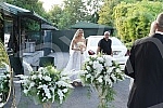 The daughter of singer Mira Skoric and surgeon Vasa Jeremic, Milica Jeremic married her longtime boyfriend Sebastijan, and the celebration was held at the Frans restaurant.Cerka pevacice Mire Skoric i hiurga Vase Jeremica, Milica Jeremic udala se d