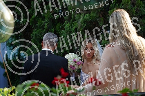 The daughter of singer Mira Skoric and surgeon Vasa Jeremic, Milica Jeremic married her longtime boyfriend Sebastijan, and the celebration was held at the Frans restaurant.Cerka pevacice Mire Skoric i hiurga Vase Jeremica, Milica Jeremic udala se d