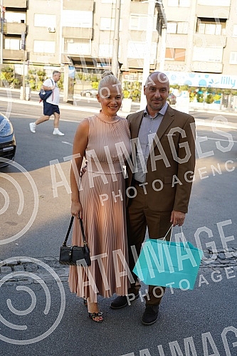 The daughter of singer Mira Skoric and surgeon Vasa Jeremic, Milica Jeremic married her longtime boyfriend Sebastijan, and the celebration was held at the Frans restaurant.Cerka pevacice Mire Skoric i hiurga Vase Jeremica, Milica Jeremic udala se d