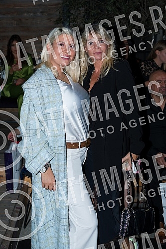 The Bata Spasojevic fashion show was held in the Transit Bar. U Tranzit baru je odrzana modna revija Bate Spasojevica. 